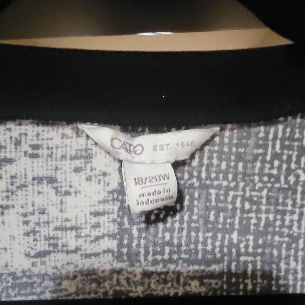 Shirt - Picture 2 of 2